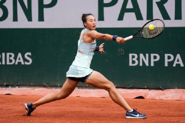 云开体育-大突破！郑钦文击败法网冠军 哈勒普罕见惊慌发作